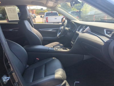 2025 INFINITI QX50 LUXE