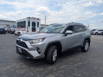 2020 Toyota RAV4 XLE