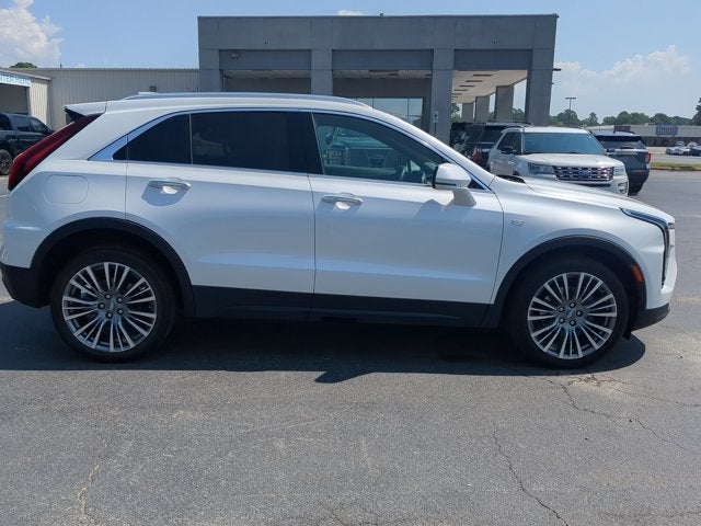 2024 Cadillac XT4 FWD Premium Luxury