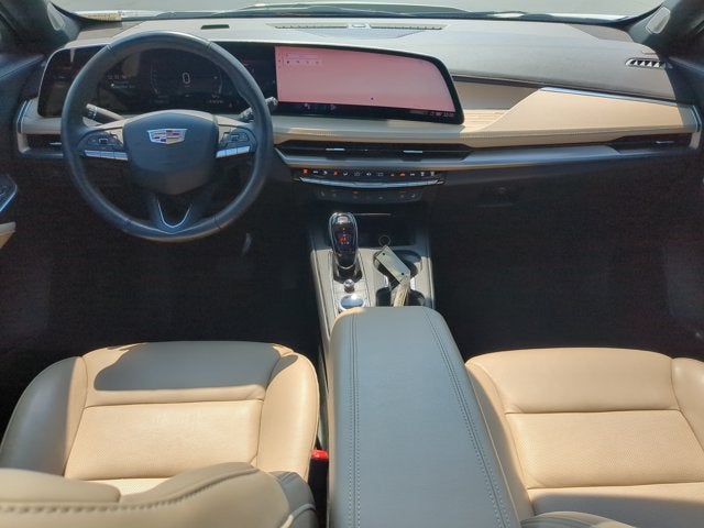 2024 Cadillac XT4 FWD Premium Luxury