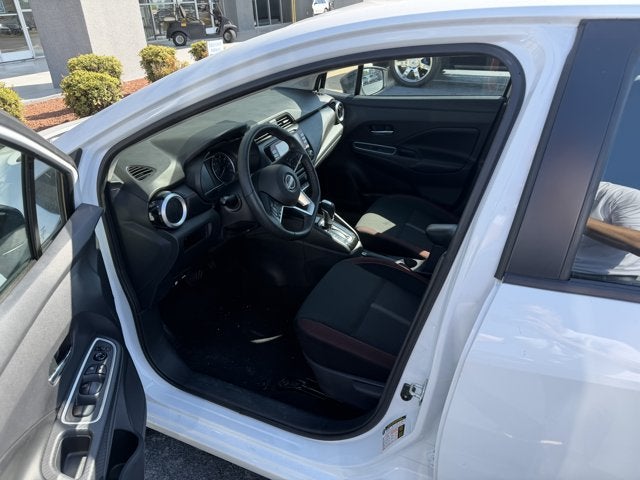 2024 Nissan Versa SR