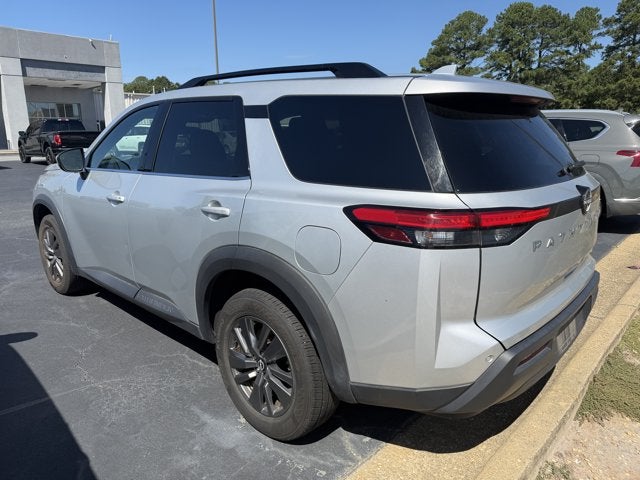 2025 Nissan Pathfinder SV